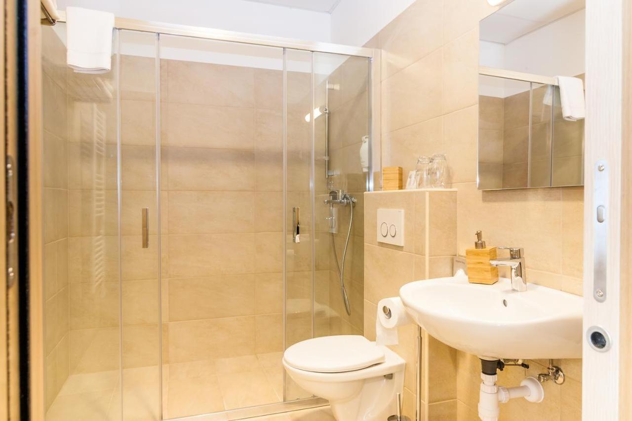 Via Domus Hotel Split Kültér fotó