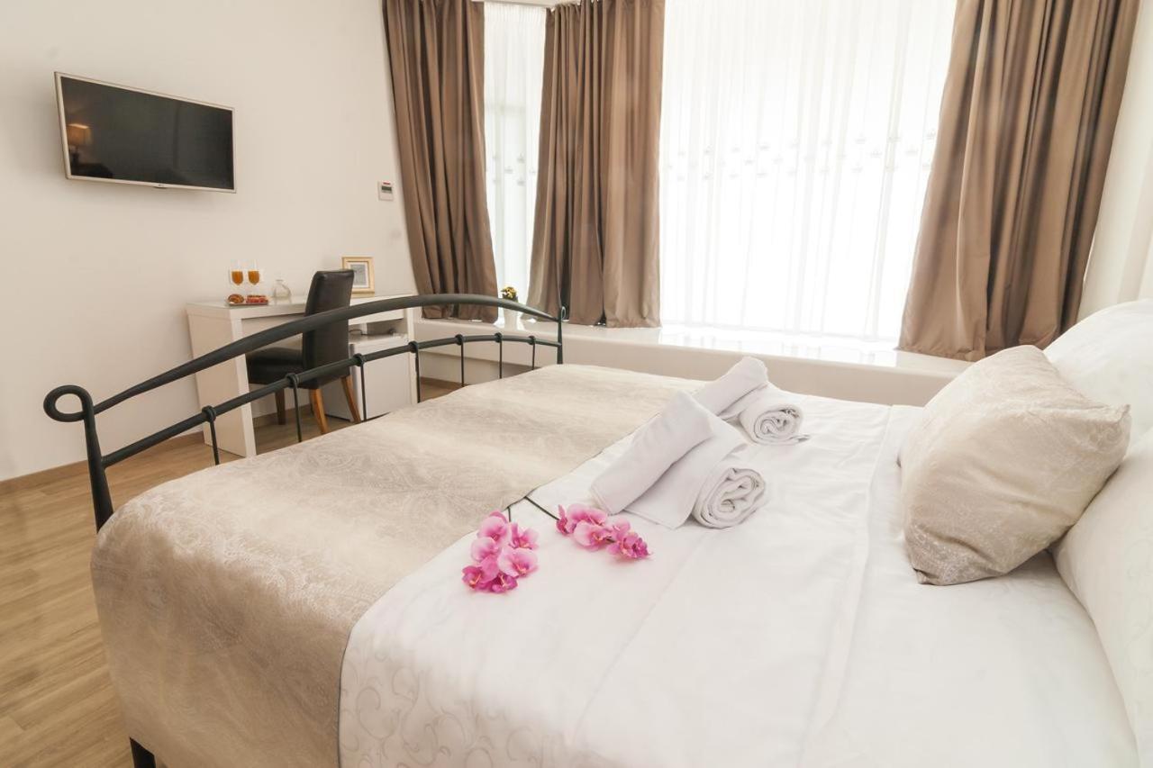 Via Domus Hotel Split Kültér fotó