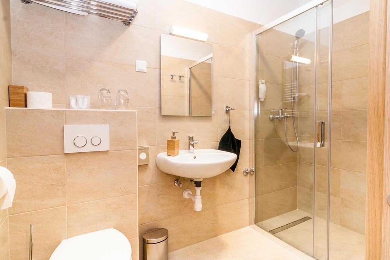 Via Domus Hotel Split Kültér fotó